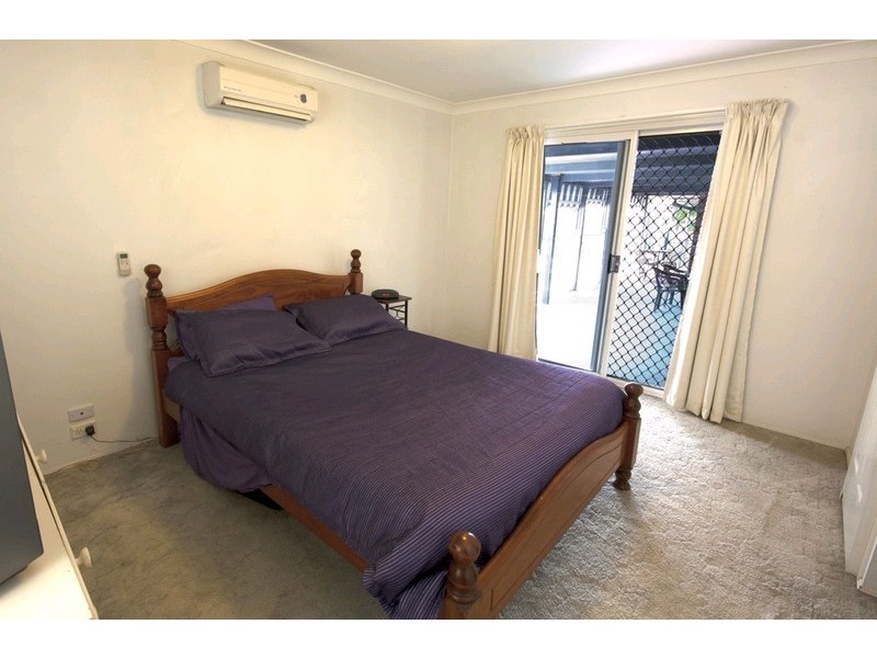 1 Lochore Court, Crestmead QLD 4132