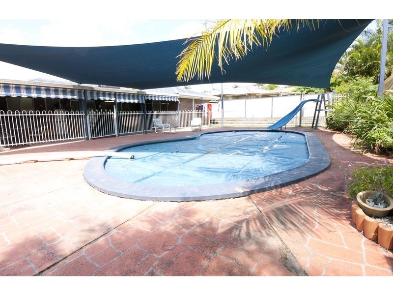 1 Lochore Court, Crestmead QLD 4132