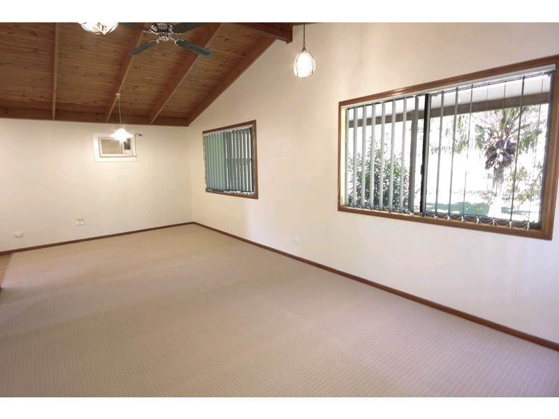 27 Dehlia Street, Marsden QLD 4132