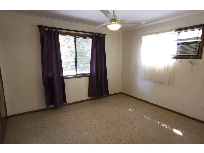 27 Dehlia Street, Marsden QLD 4132