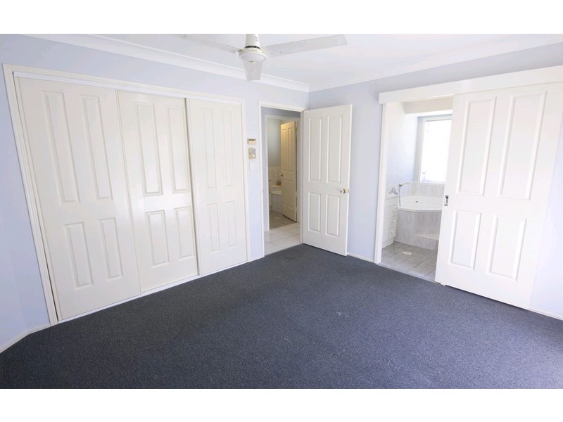38 Moore Street, Loganlea QLD 4131