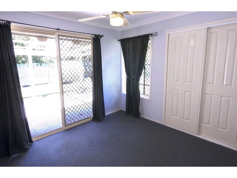 38 Moore Street, Loganlea QLD 4131