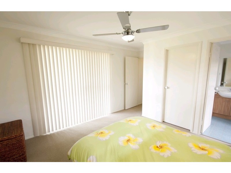 1 Lake Amaroo Court, Logan Reserve QLD 4133