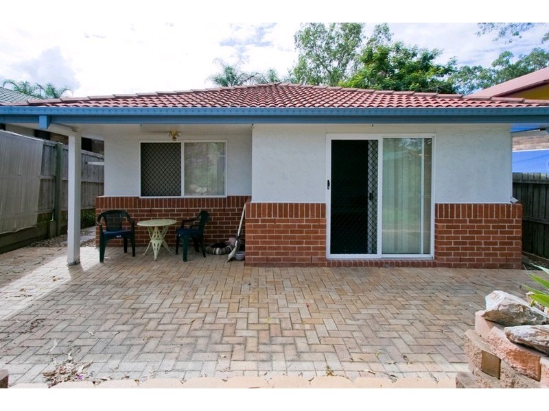 9 Kingfisher Close, Loganlea QLD 4131