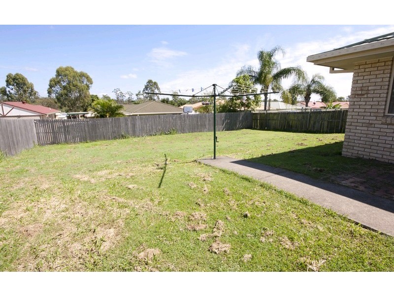 9 Debanie Court, Marsden QLD 4132