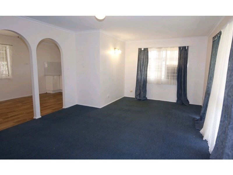 10 Carrosa Street, Marsden QLD 4132