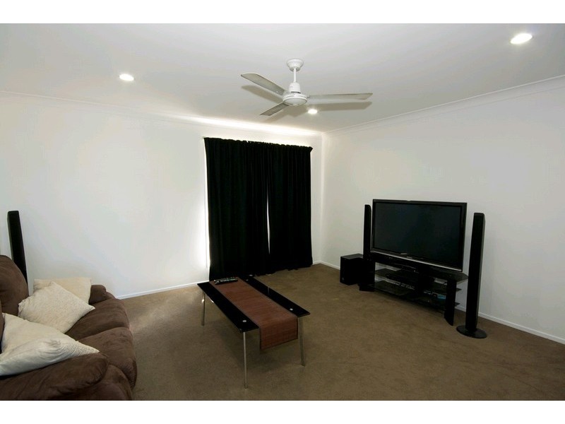 12 Flametree Crest, Berrinba QLD 4117