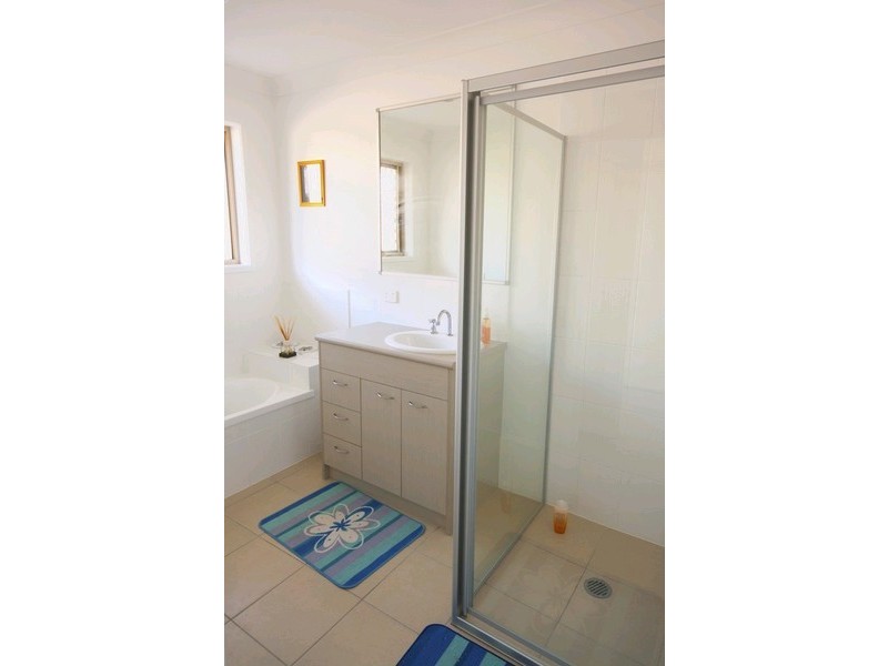 12 Flametree Crest, Berrinba QLD 4117
