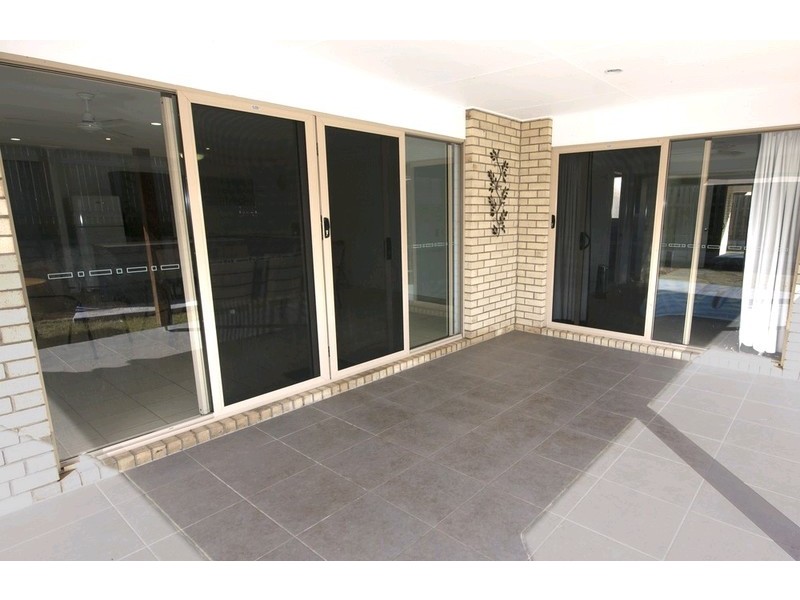 12 Flametree Crest, Berrinba QLD 4117