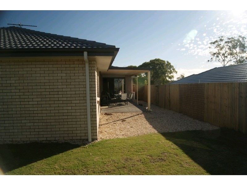 10 Brendan Thorne Place, Marsden QLD 4132