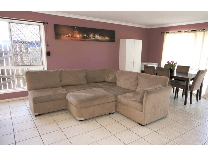 22 Calder Court, Crestmead QLD 4132