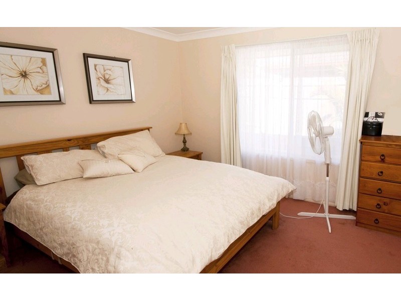 19 Rachel Drive, Crestmead QLD 4132