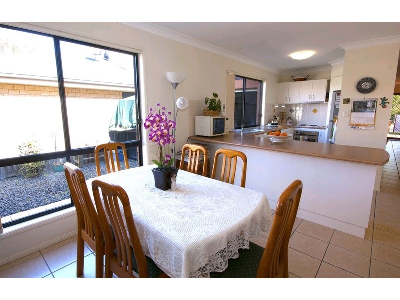 9 Allenby Drive, Meadowbrook QLD 4131