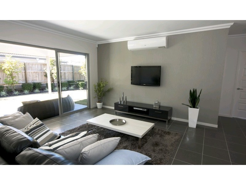 67 Jarvis Road, Waterford QLD 4133