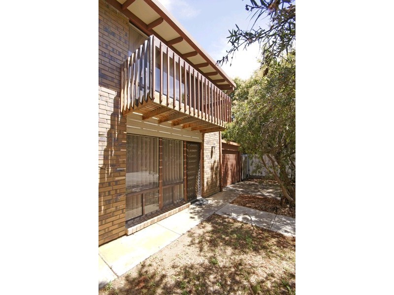 3/4 Ferguson Street, Glenelg North SA 5045