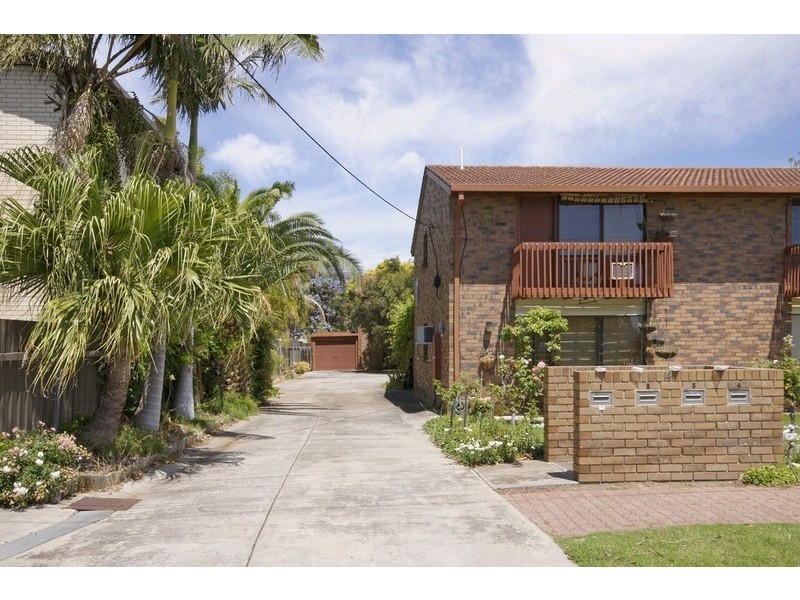 3/4 Ferguson Street, Glenelg North SA 5045