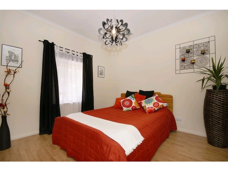 69 Dudley Street, Mansfield Park SA 5012