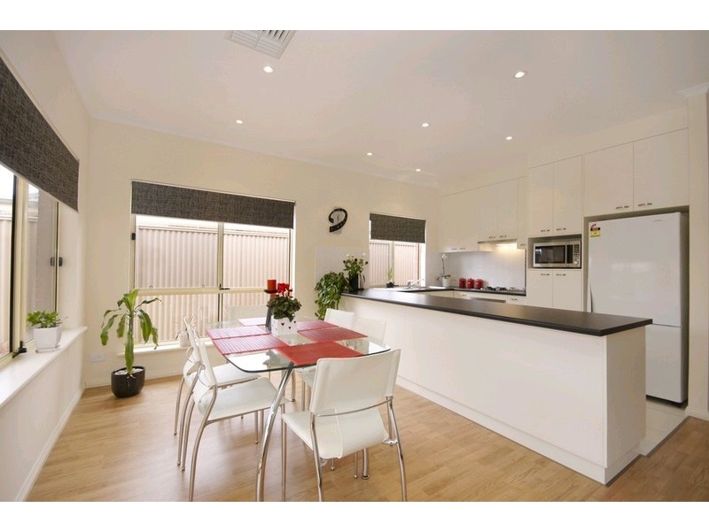 69 Dudley Street, Mansfield Park SA 5012