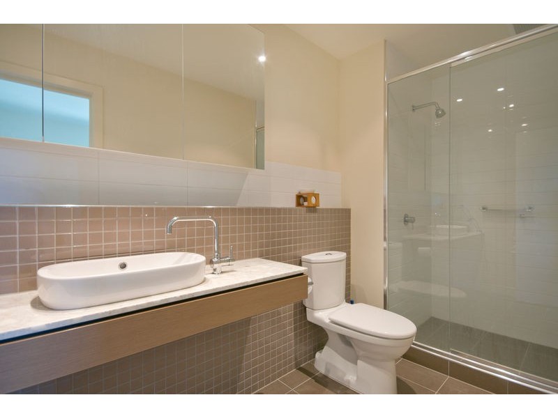 602/1-2 Tarni Court, New Port SA 5015