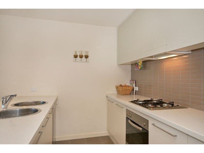 602/1-2 Tarni Court, New Port SA 5015