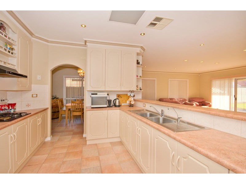 8 Douglas Street, Flinders Park SA 5025