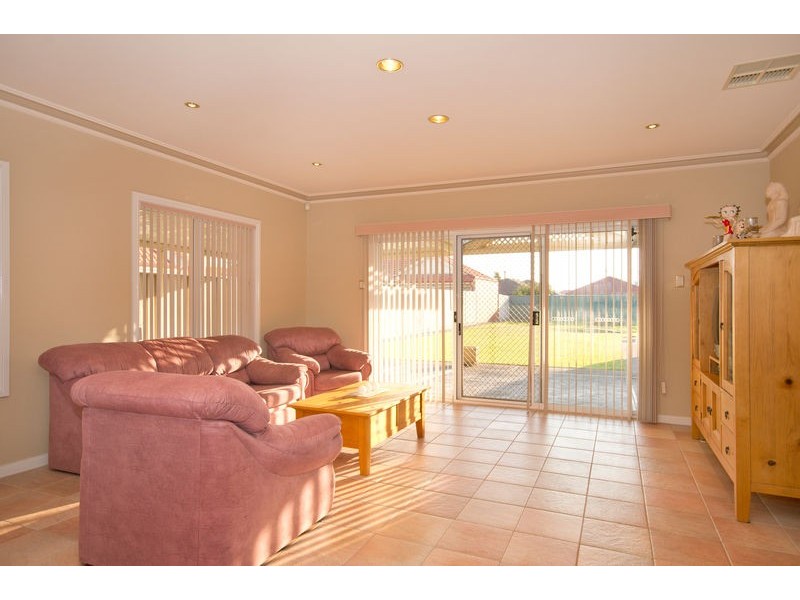 8 Douglas Street, Flinders Park SA 5025