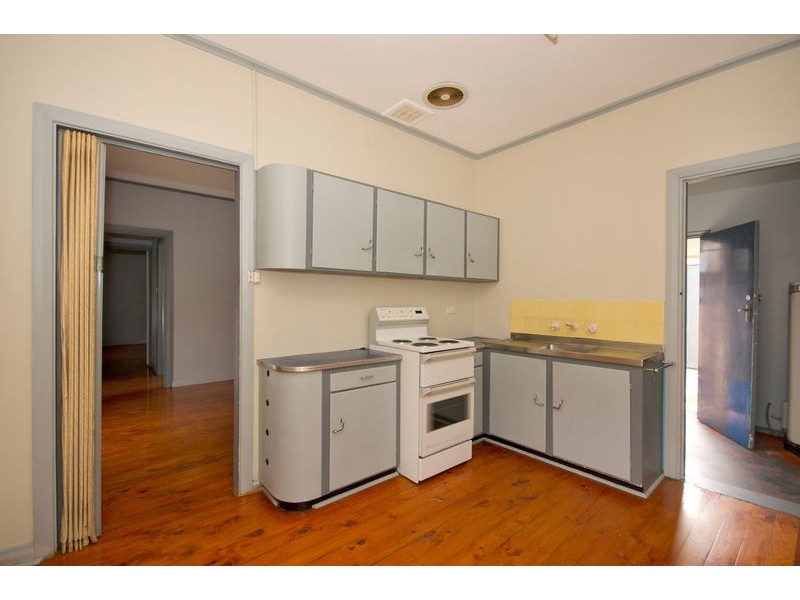 8 Leane Avenue, Glenelg North SA 5045