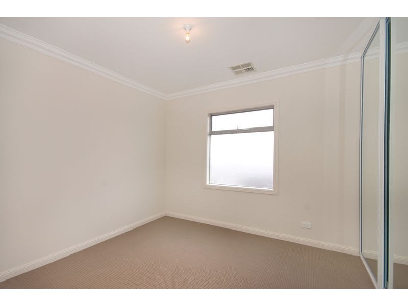 71 MacMillan Avenue, Mawson Lakes SA 5095