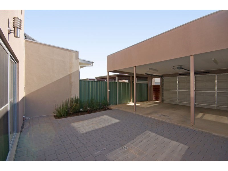 71 MacMillan Avenue, Mawson Lakes SA 5095