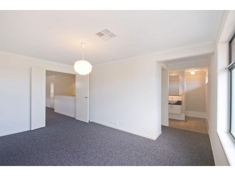 26 Horsley Drive, Kidman Park SA 5025