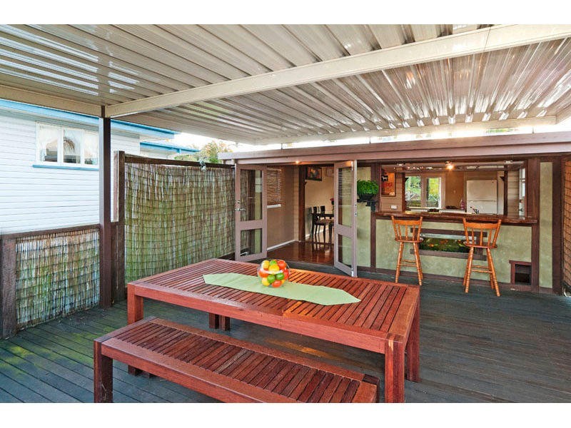 100 Wemvern Street, Upper Mount Gravatt QLD 4122