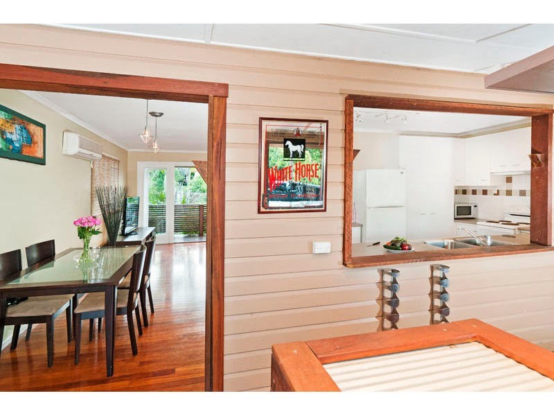 100 Wemvern Street, Upper Mount Gravatt QLD 4122