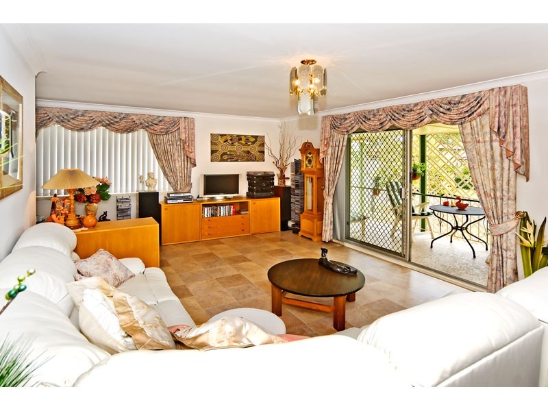 10 Hilary Street, Wishart QLD 4122