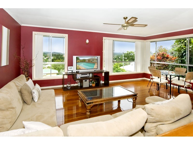 74 Hoff Street, Mount Gravatt East QLD 4122