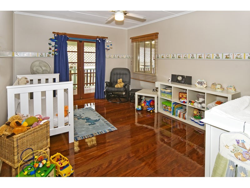 74 Hoff Street, Mount Gravatt East QLD 4122