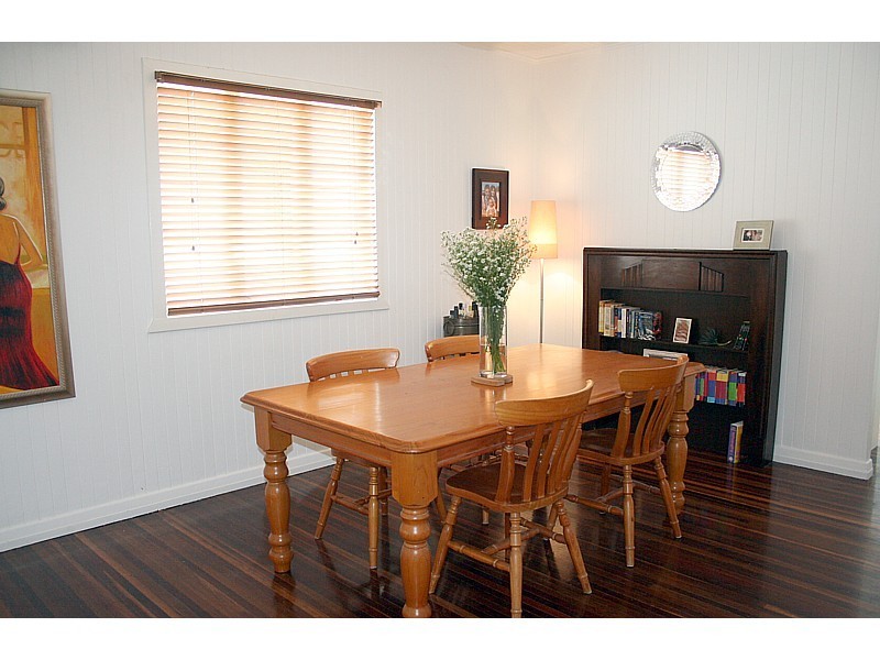 17A Durimbil Street, Camp Hill QLD 4152