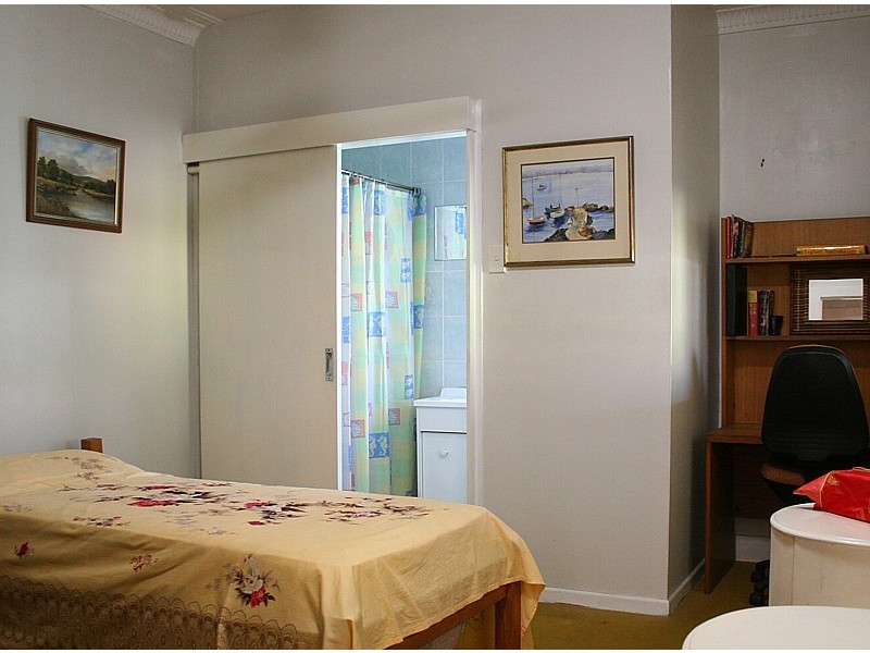 9 Burn Street, Camp Hill QLD 4152