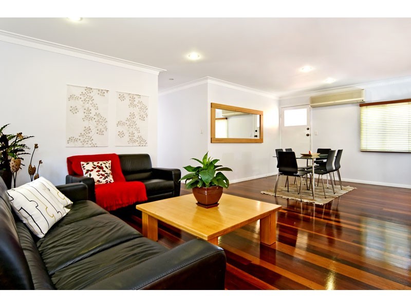 15 Ballarat Street, Mount Gravatt East QLD 4122