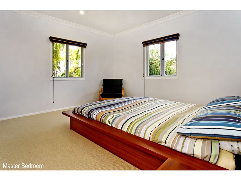 15 Ballarat Street, Mount Gravatt East QLD 4122