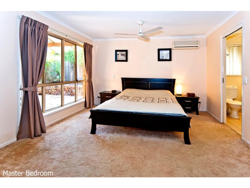 68 Goorari Street, Eight Mile Plains QLD 4113