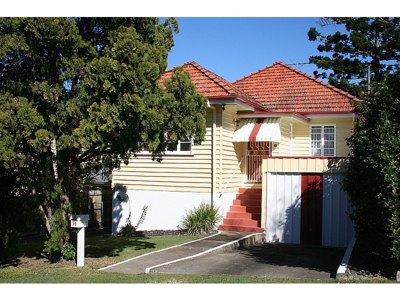 39 Durimbil Street, Camp Hill QLD 4152