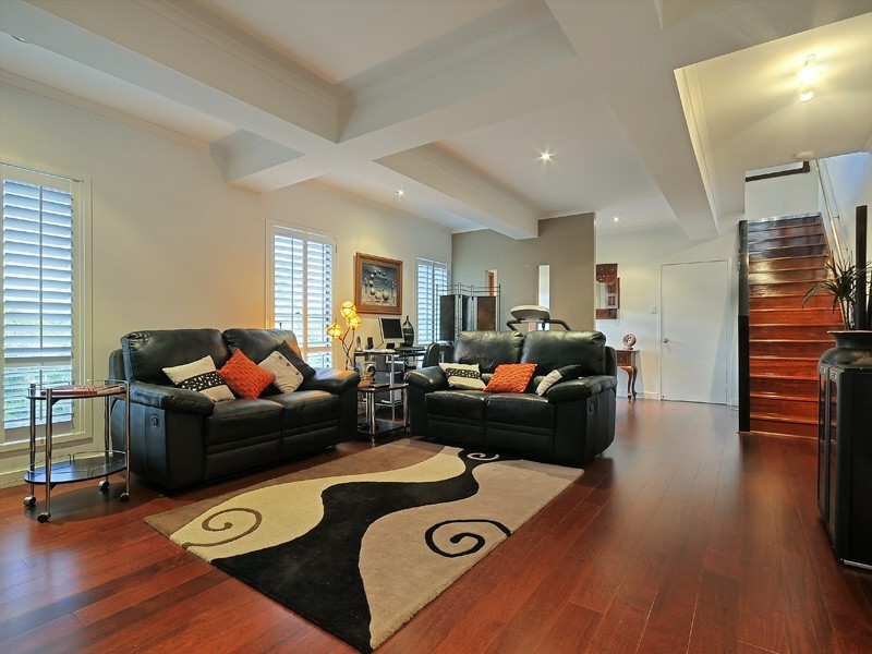 58 Dunrod Street, Holland Park West QLD 4121