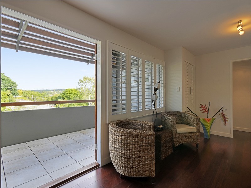 58 Dunrod Street, Holland Park West QLD 4121