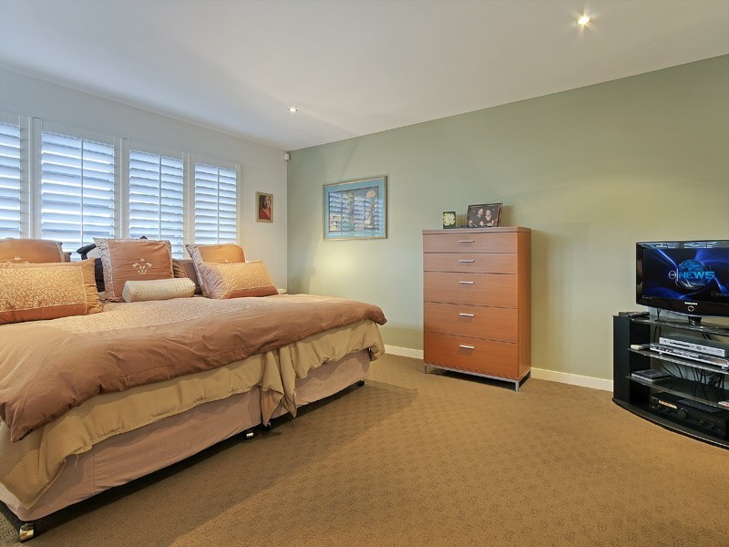 58 Dunrod Street, Holland Park West QLD 4121