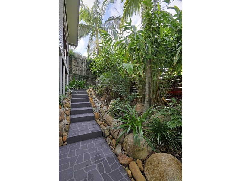 58 Dunrod Street, Holland Park West QLD 4121