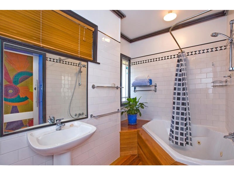 620 Old Cleveland Road, Camp Hill QLD 4152