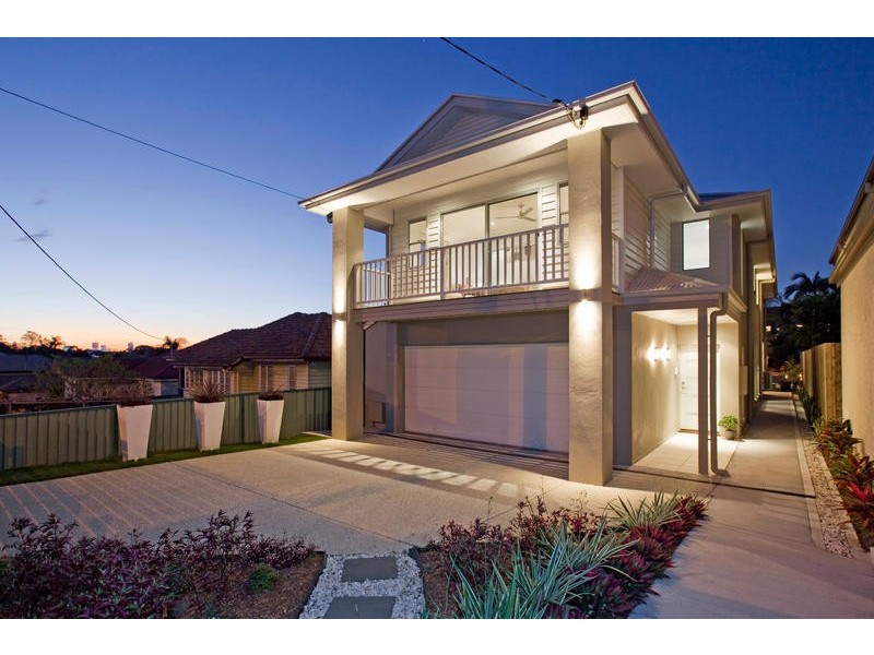 84 Stanley Road, Camp Hill QLD 4152