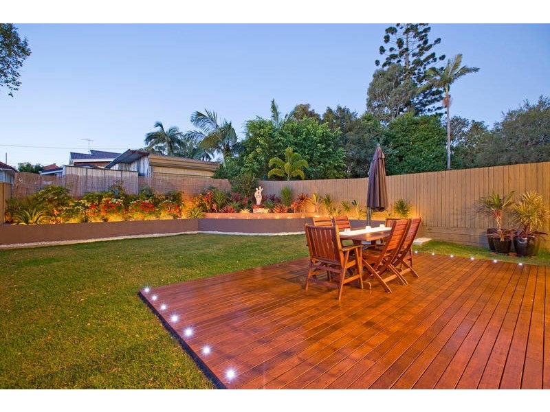 84 Stanley Road, Camp Hill QLD 4152