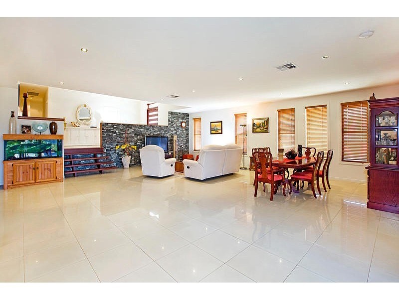 7 Avonlea Place, Eight Mile Plains QLD 4113