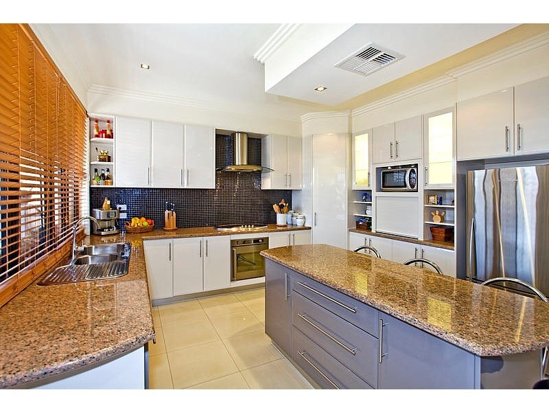 7 Avonlea Place, Eight Mile Plains QLD 4113